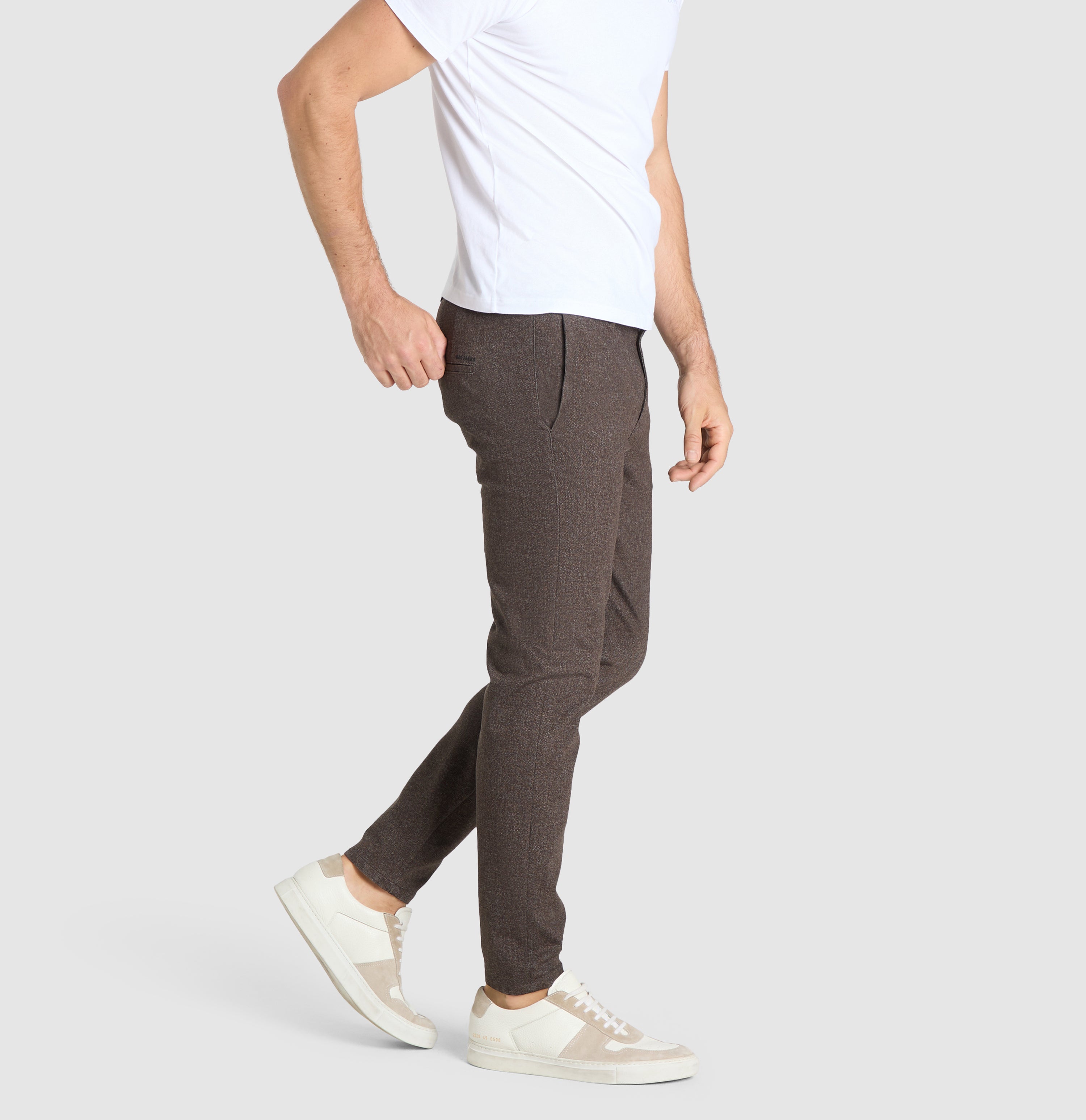 Finely patterned chino made of soft jersey. | S-NAME | S-FBBZ | Detailed view 3 of model