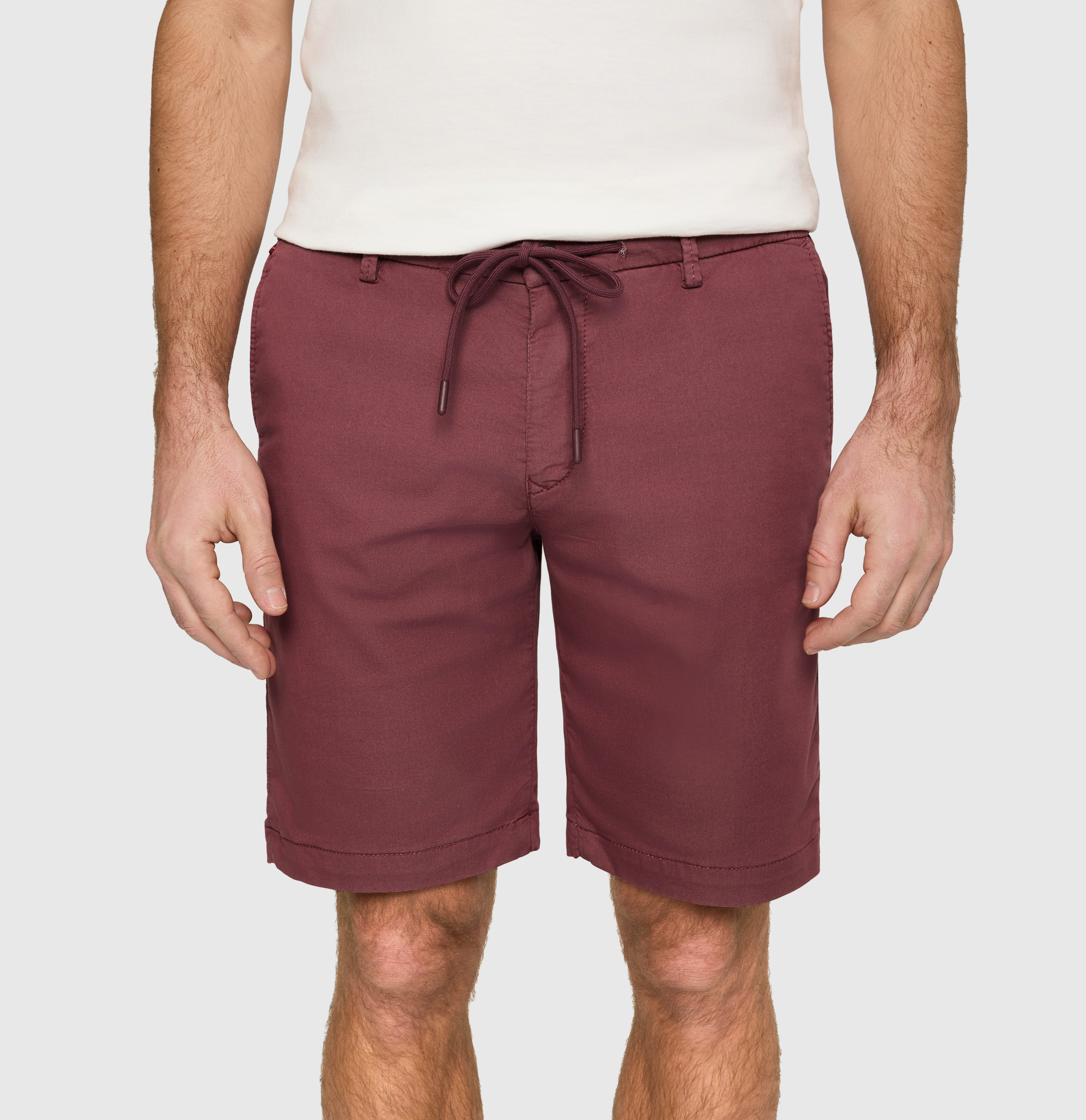 Chino Bermuda made of light sweat denim. | Jog´n Short | wild ginger | Detailed view 3 of model
